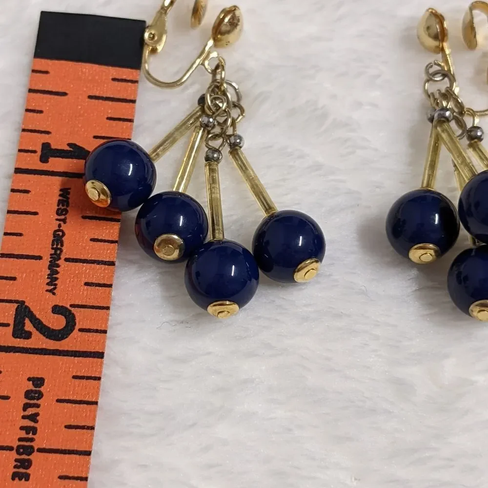 Vintage 1960's Goldtone & Navy Cluster Dangle Clip Earrings - Picture 6 of 6